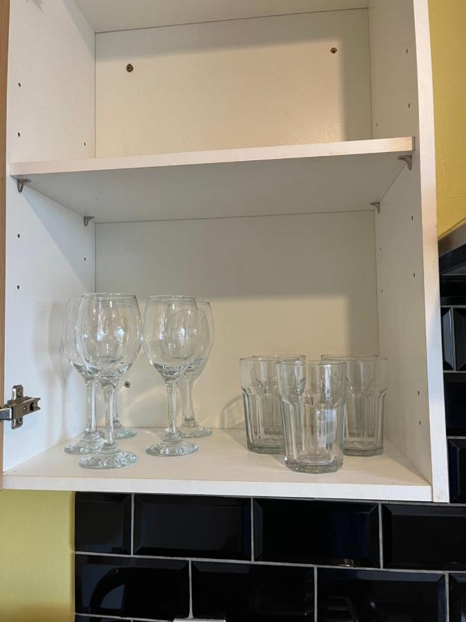 2 Bedroom Apartment, 5 Minutes From City Centre Newcastle Upon Tyne Kültér fotó